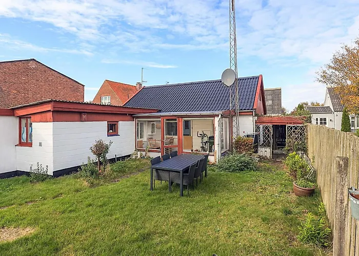 Semesterbostad 6 Person In *